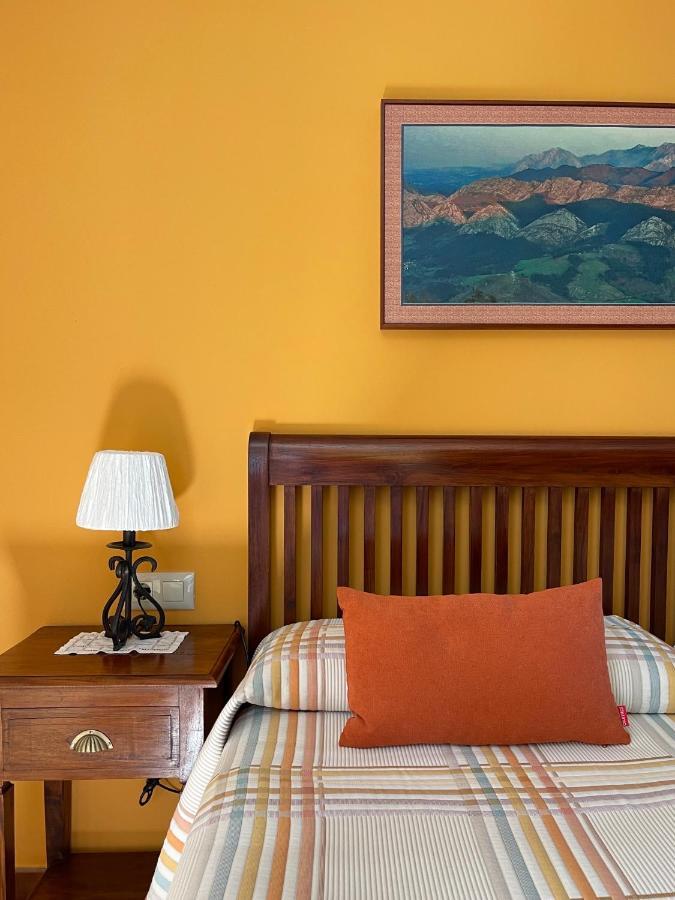 Hotel Rural El Texeu Parres de Llanes Exterior photo